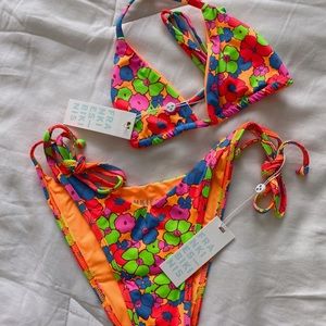 Frankies Bikini ‘Groovy’ Top & Bottom